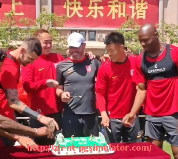 PG电子在线试玩入口-当前人气最高的英超球队排行榜及全球粉丝数量分析